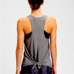 GapFit Breathe Tie-Back Heather Gray Women's Tank Top Size XS